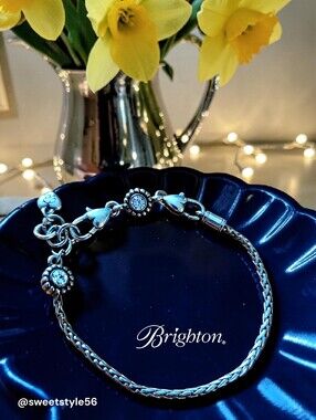 BRIGHTON "Twinkle" Add A Charm Silver And Crystal Bracelet SWEET AND SPARKLY